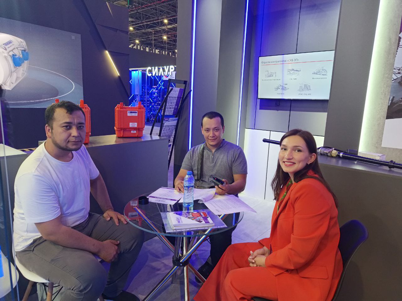 Nouveaux contacts au salon « INNOPROM – Asie centrale » 